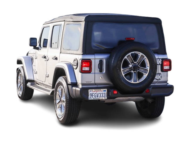 2020 Jeep Wrangler Unlimited Sahara 3