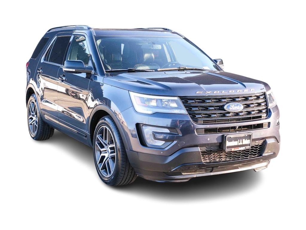 Thumbnail: 2017 Ford Explorer - 16