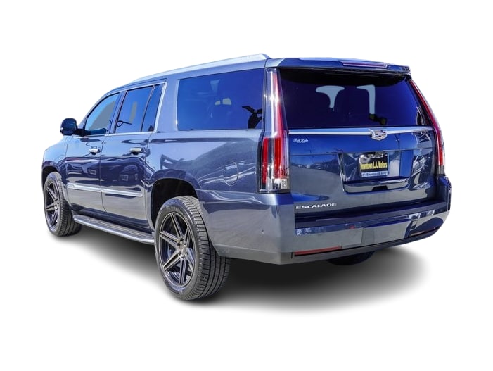 2019 Cadillac Escalade ESV Luxury 3