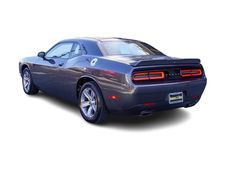 2022 Dodge Challenger SXT 27