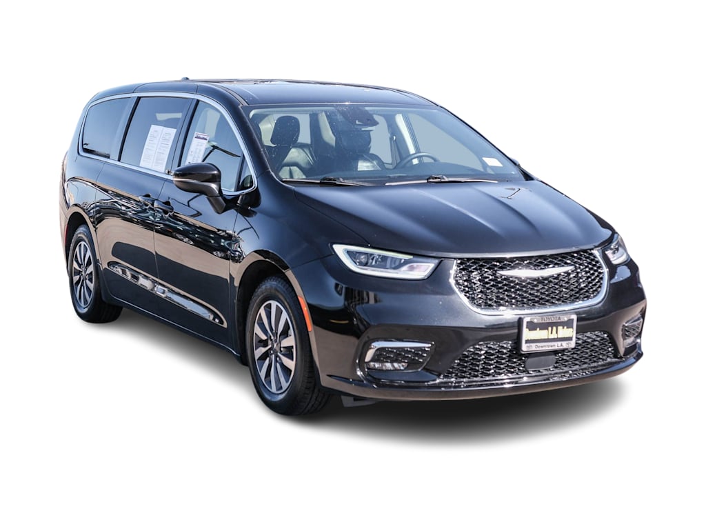 Thumbnail: 2023 Chrysler Pacifica - 15