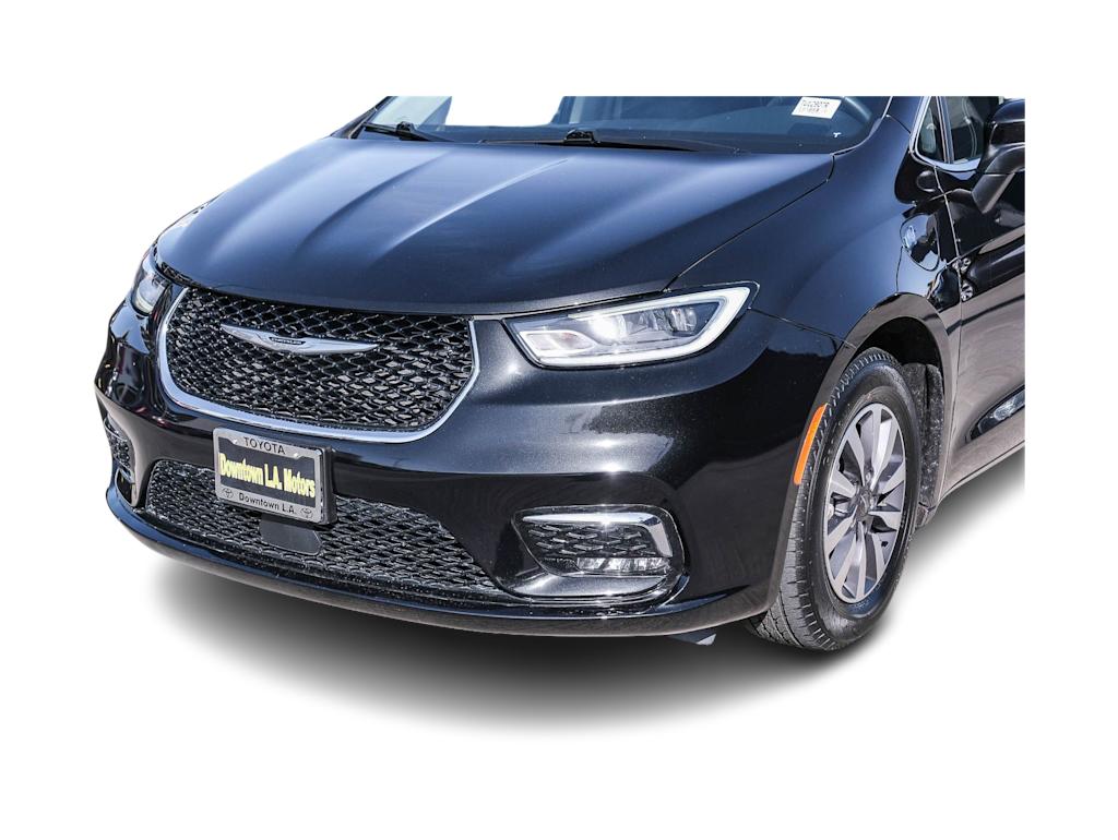 Thumbnail: 2023 Chrysler Pacifica - 20