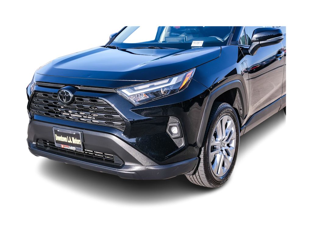 Thumbnail: 2025 Toyota RAV4 - 21