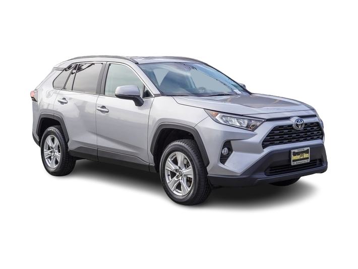 2021 Toyota RAV4 XLE 17