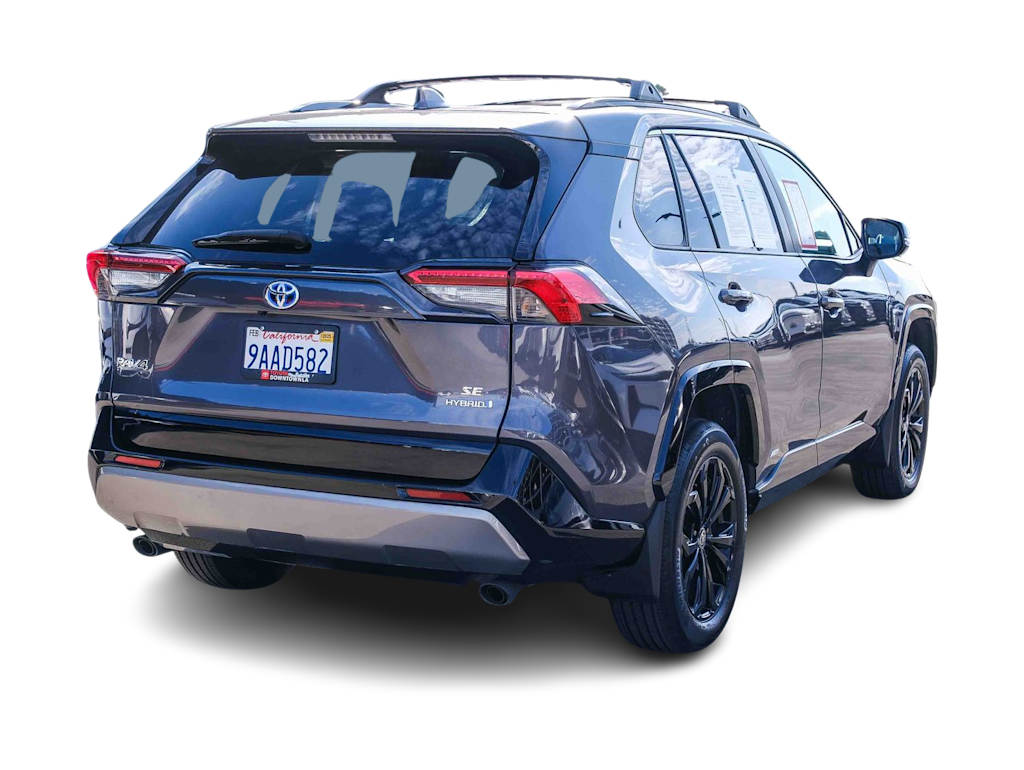 Thumbnail: 2022 Toyota RAV4 - 17