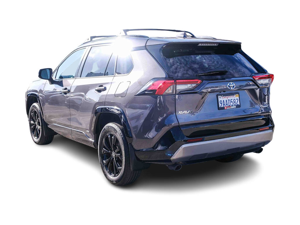 Thumbnail: 2022 Toyota RAV4 - 3