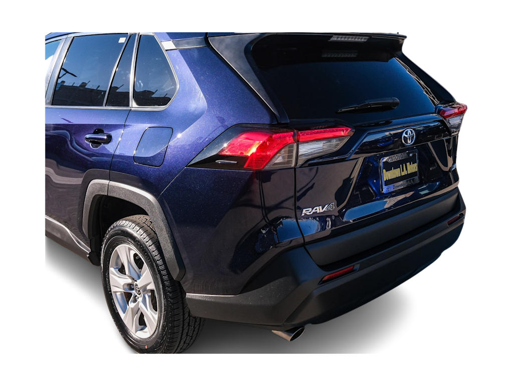 Thumbnail: 2021 Toyota RAV4 - 20