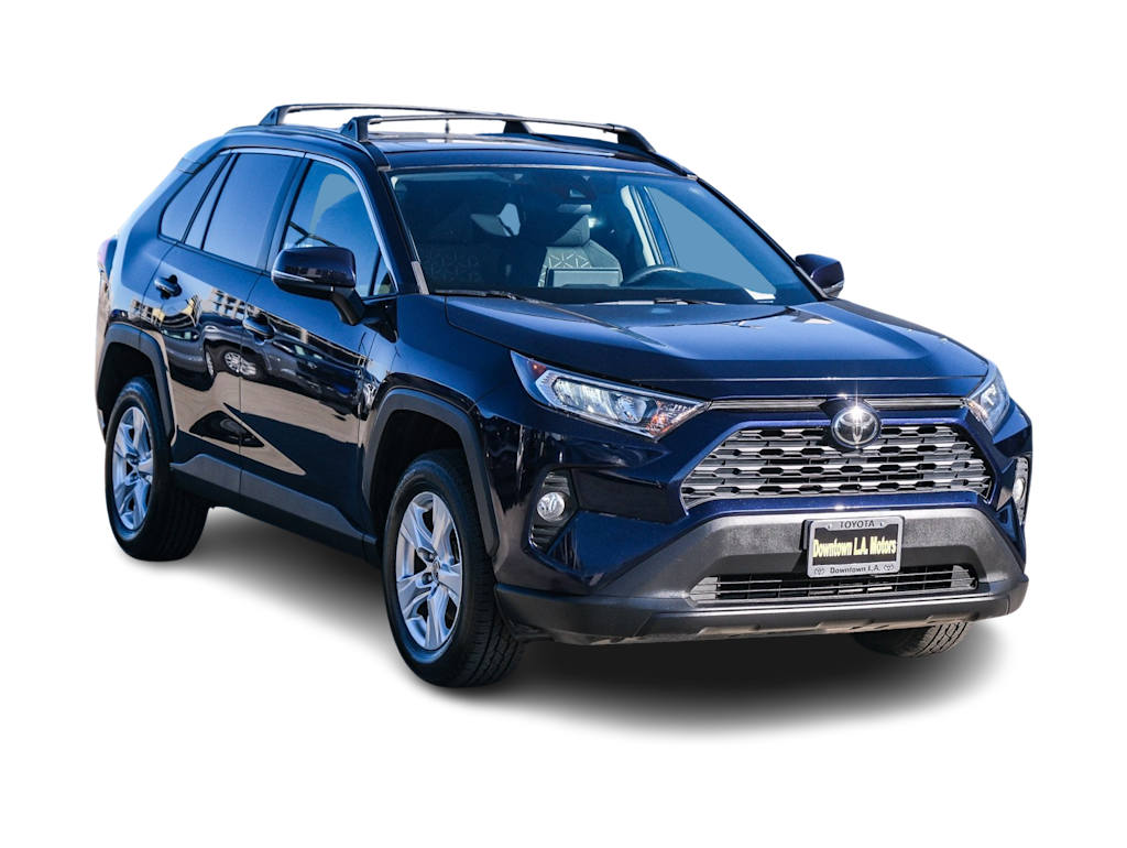 Thumbnail: 2021 Toyota RAV4 - 17