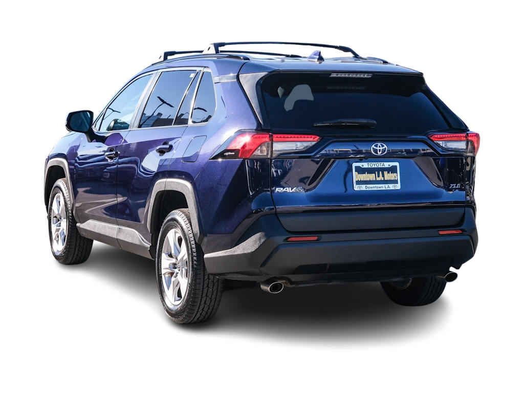 Thumbnail: 2021 Toyota RAV4 - 3