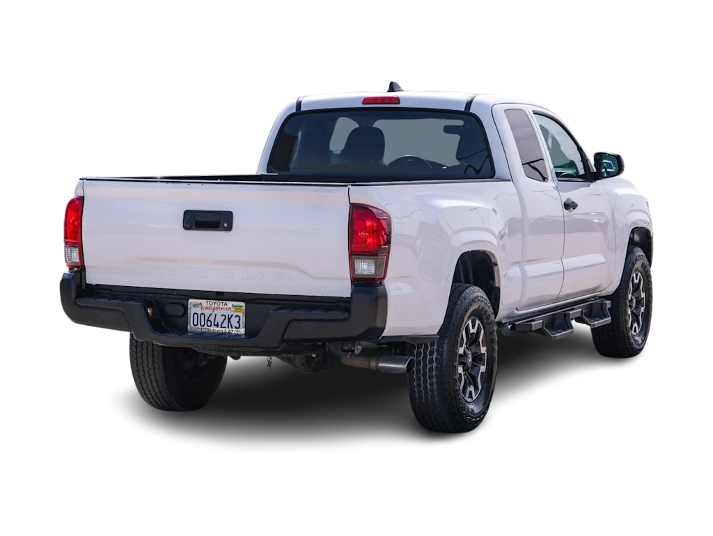 Thumbnail: 2022 Toyota Tacoma - 15
