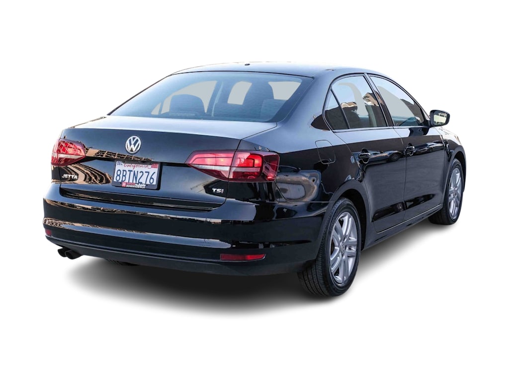 Thumbnail: 2018 Volkswagen Jetta - 17
