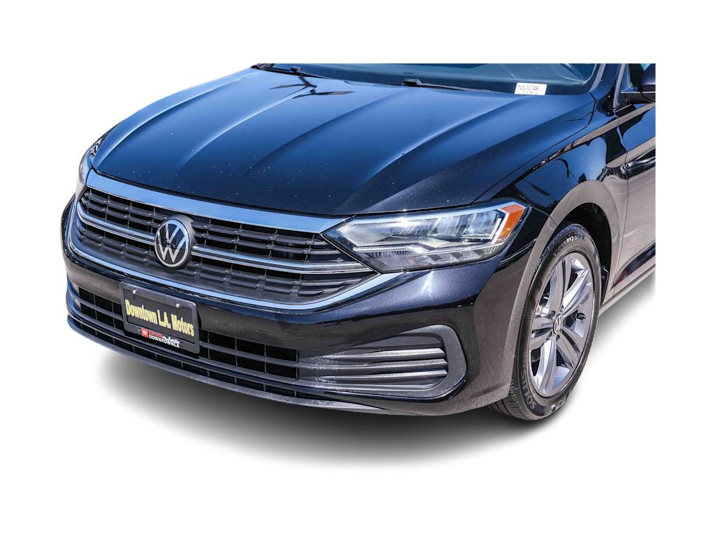 Thumbnail: 2024 Volkswagen Jetta - 21