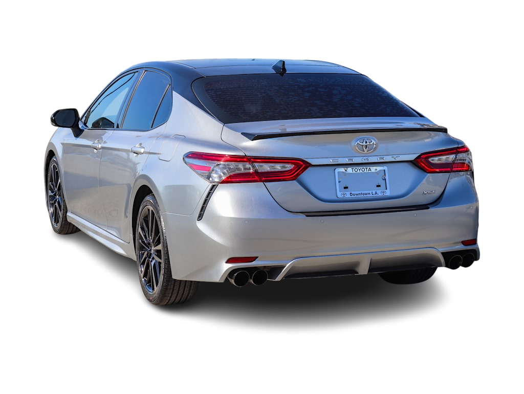 2019 Toyota Camry XSE 3