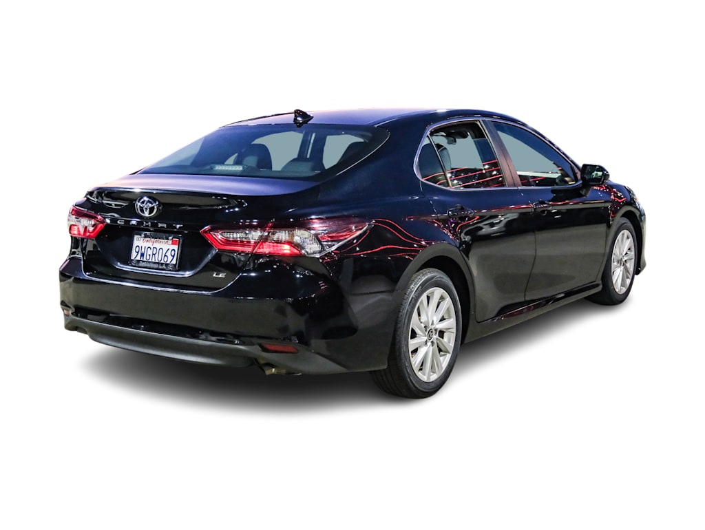 Thumbnail: 2024 Toyota Camry - 18