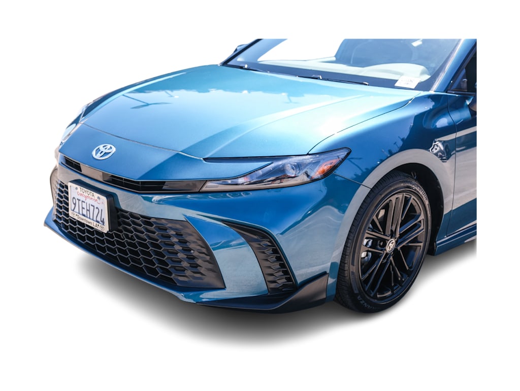 Thumbnail: 2025 Toyota Camry - 22