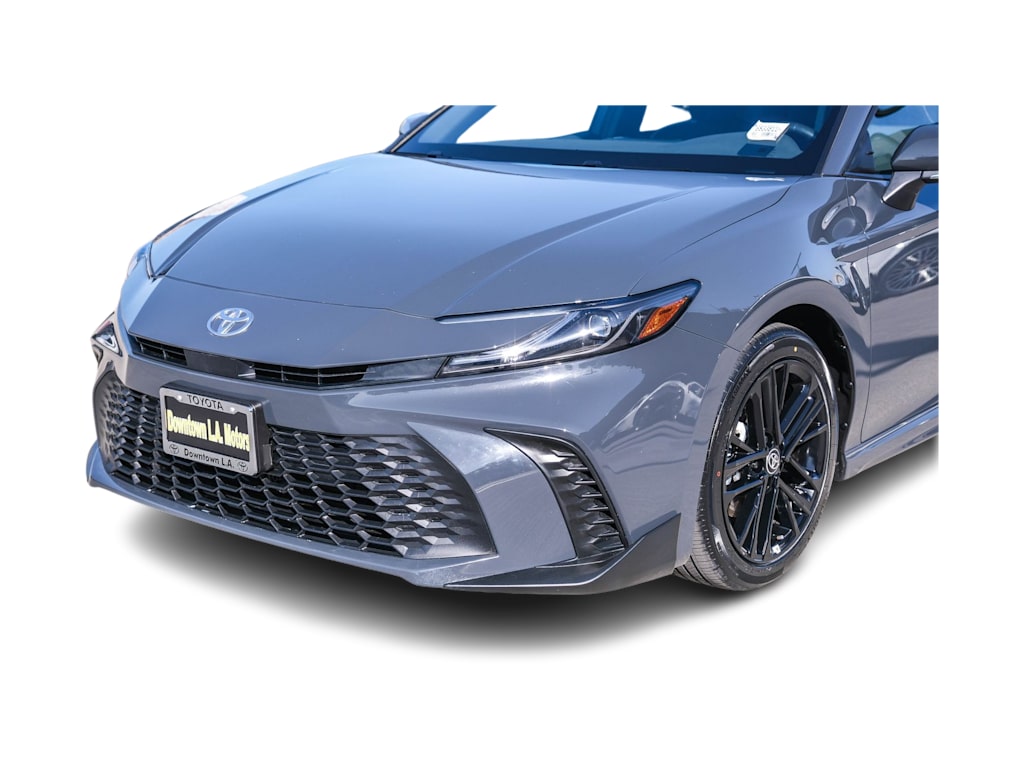 Thumbnail: 2025 Toyota Camry - 17