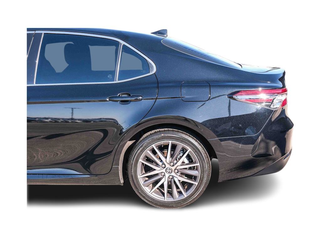 Thumbnail: 2023 Toyota Camry - 19