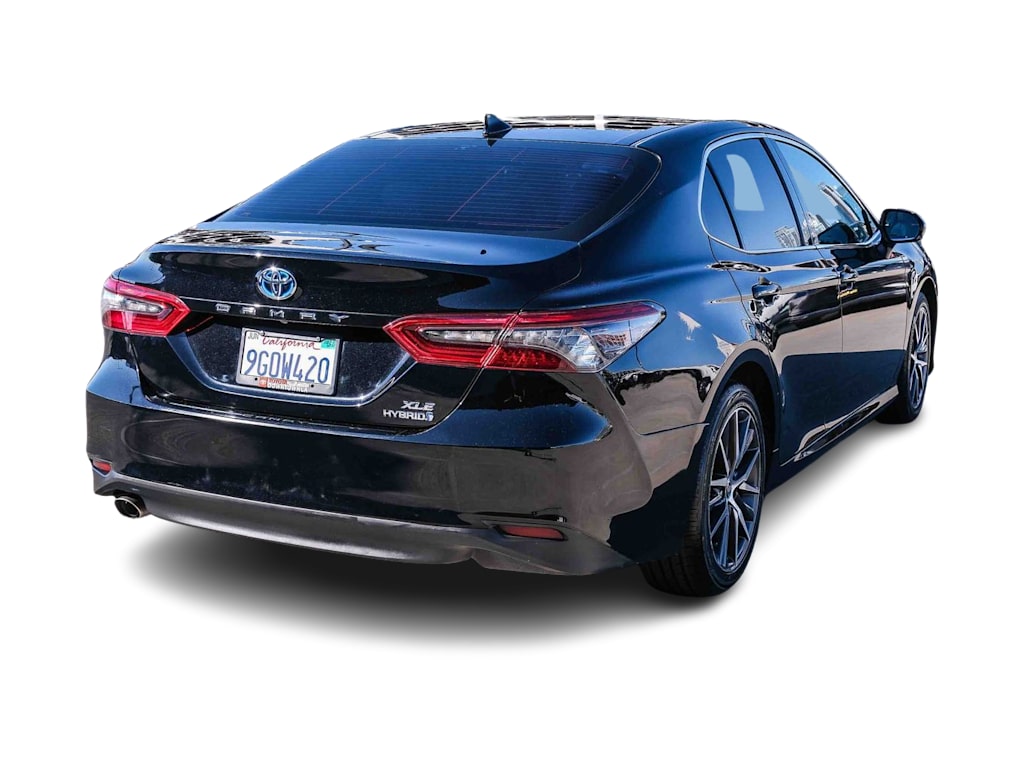 Thumbnail: 2023 Toyota Camry - 17