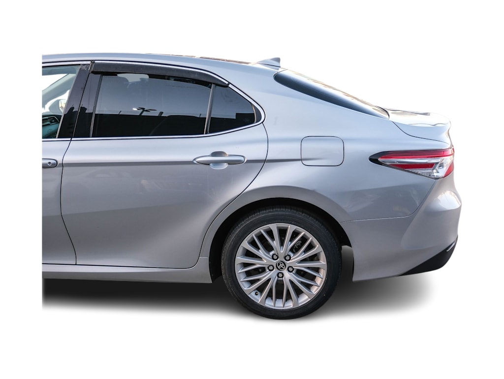 Thumbnail: 2020 Toyota Camry - 20
