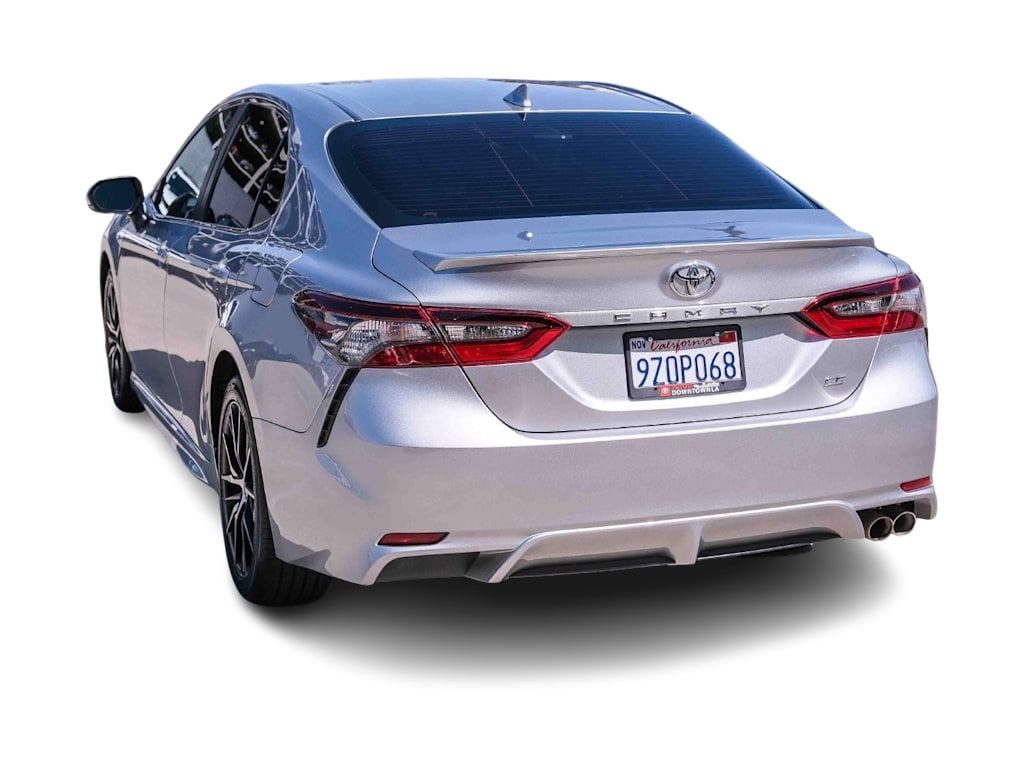 Thumbnail: 2022 Toyota Camry - 3