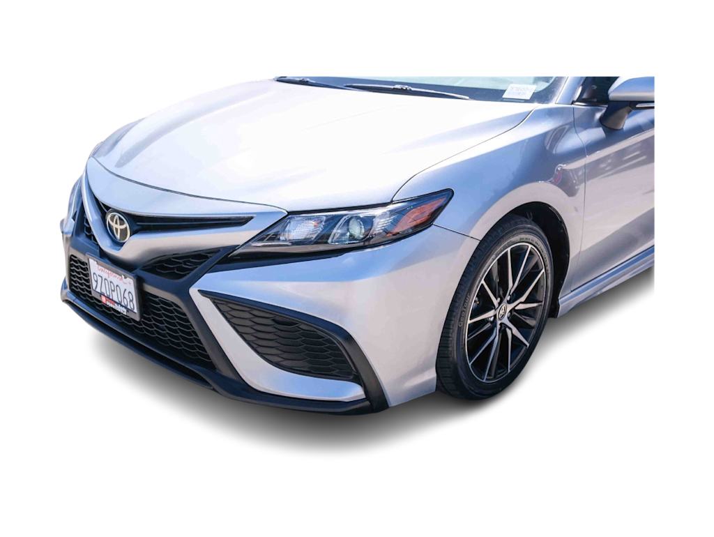 Thumbnail: 2022 Toyota Camry - 20