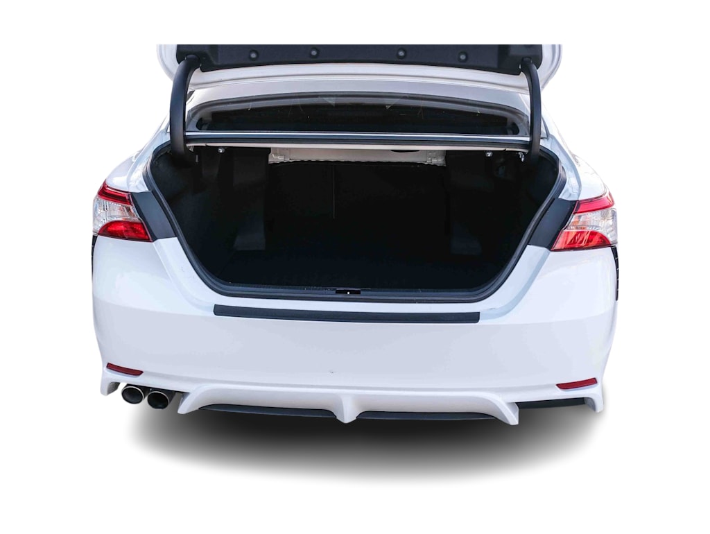 Thumbnail: 2020 Toyota Camry - 29