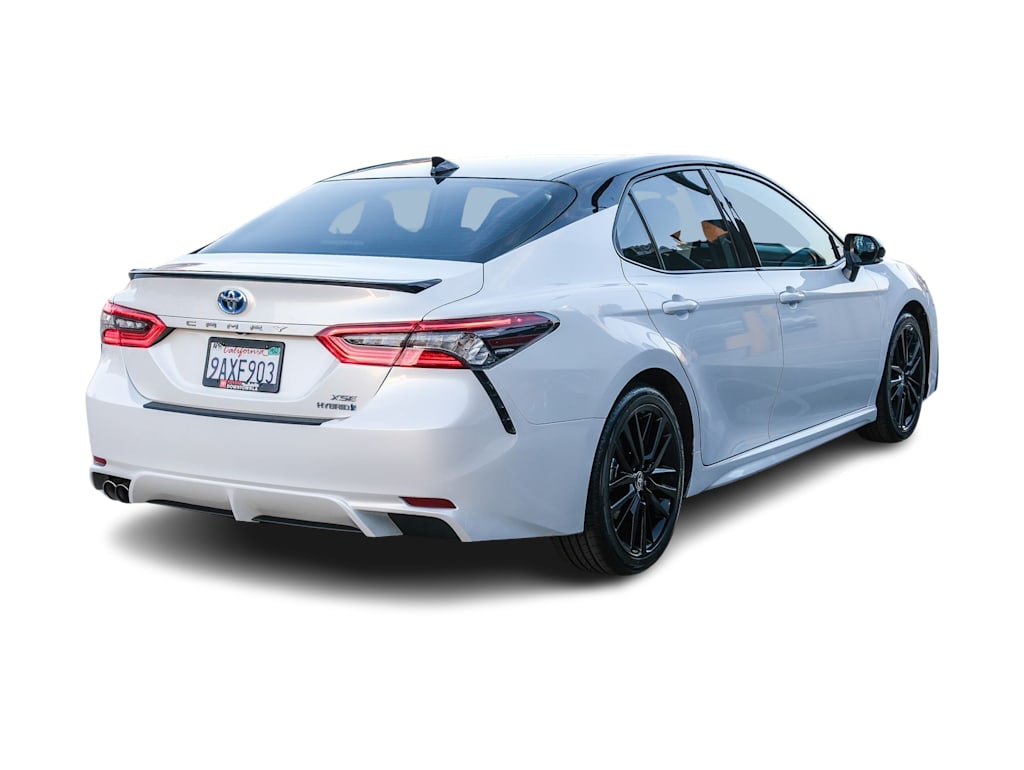 Thumbnail: 2022 Toyota Camry - 18