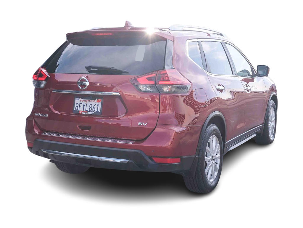 Thumbnail: 2018 Nissan Rogue - 18