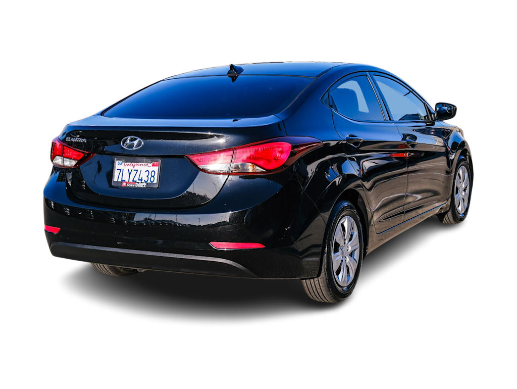 Thumbnail: 2016 Hyundai Elantra - 18