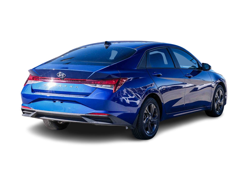 Thumbnail: 2022 Hyundai Elantra - 17