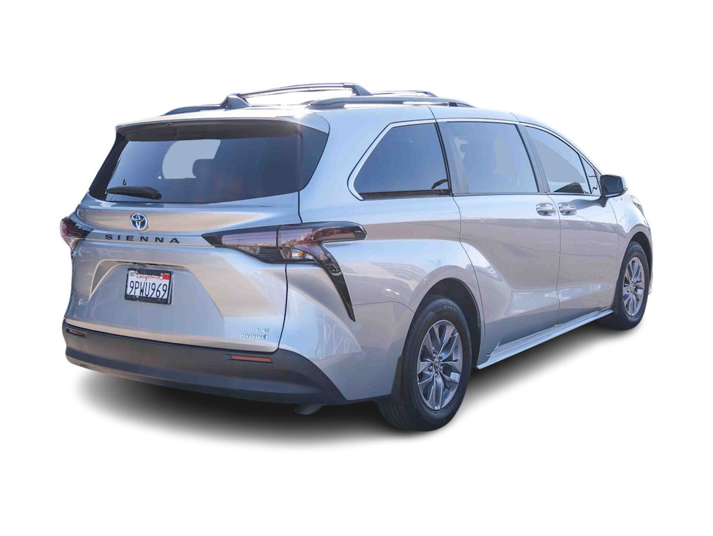 Thumbnail: 2024 Toyota Sienna - 19