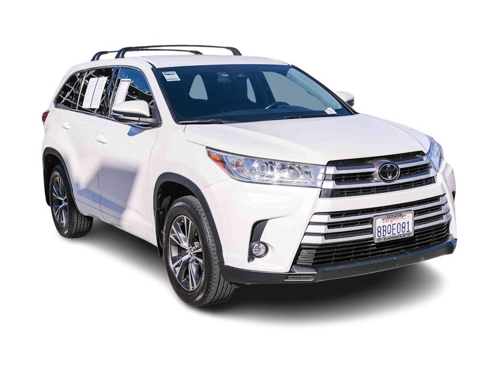 Thumbnail: 2018 Toyota Highlander - 16