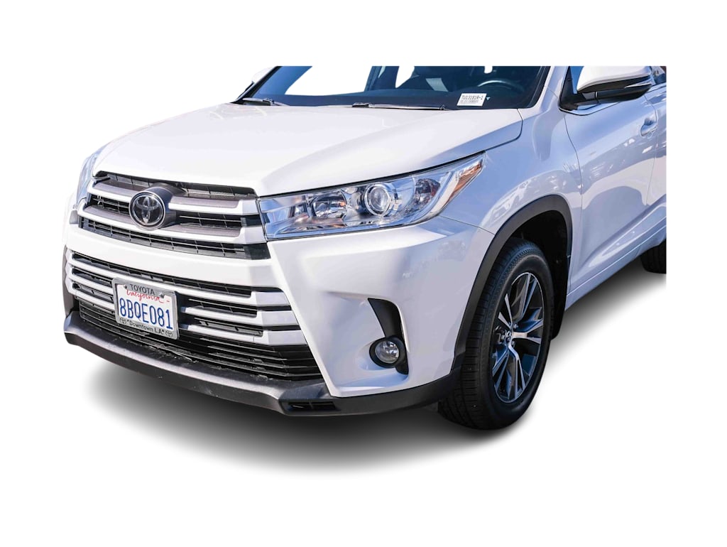 Thumbnail: 2018 Toyota Highlander - 21