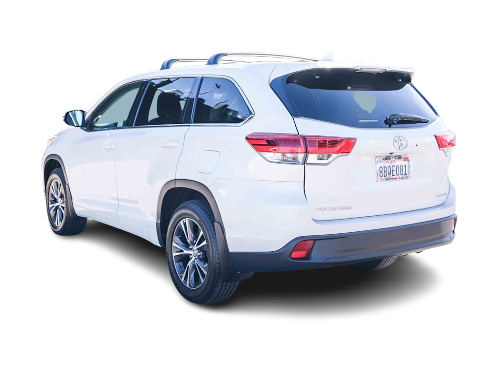 Thumbnail: 2018 Toyota Highlander - 3