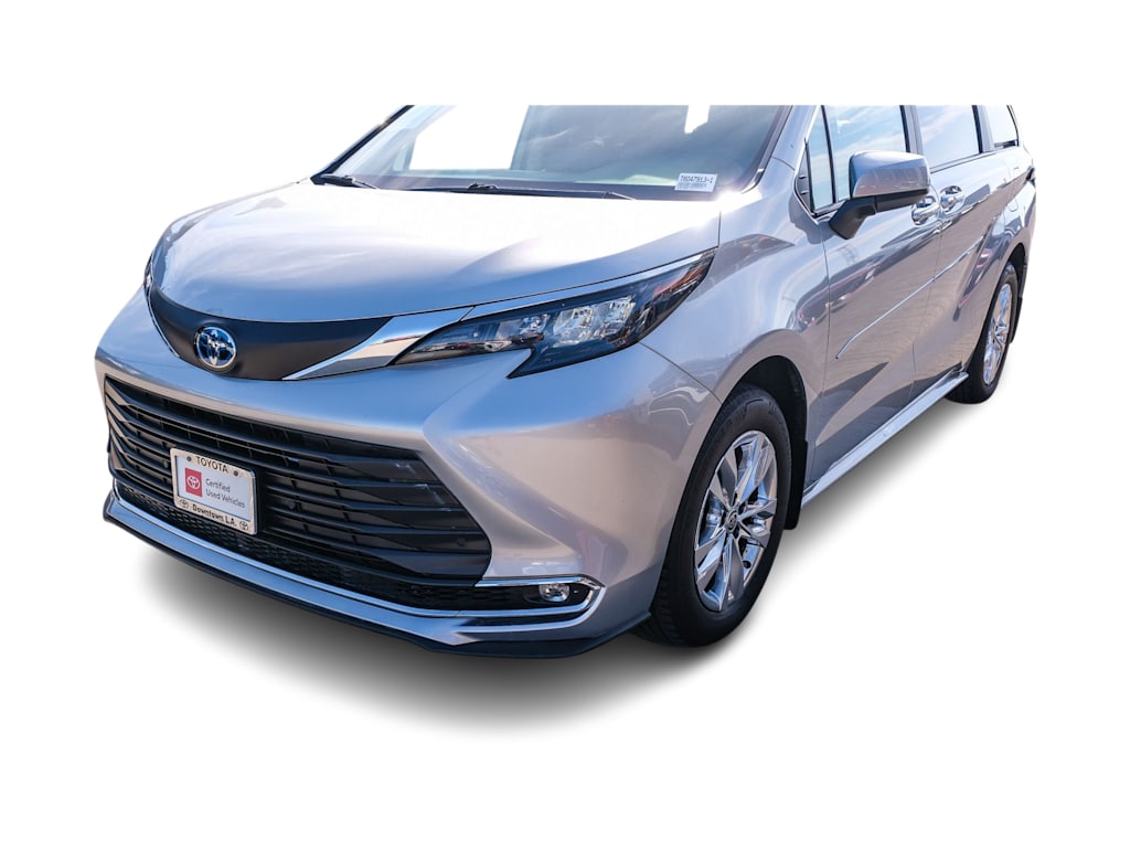 Thumbnail: 2024 Toyota Sienna - 21