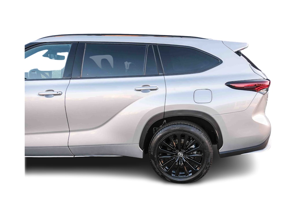 Thumbnail: 2025 Toyota Highlander - 3