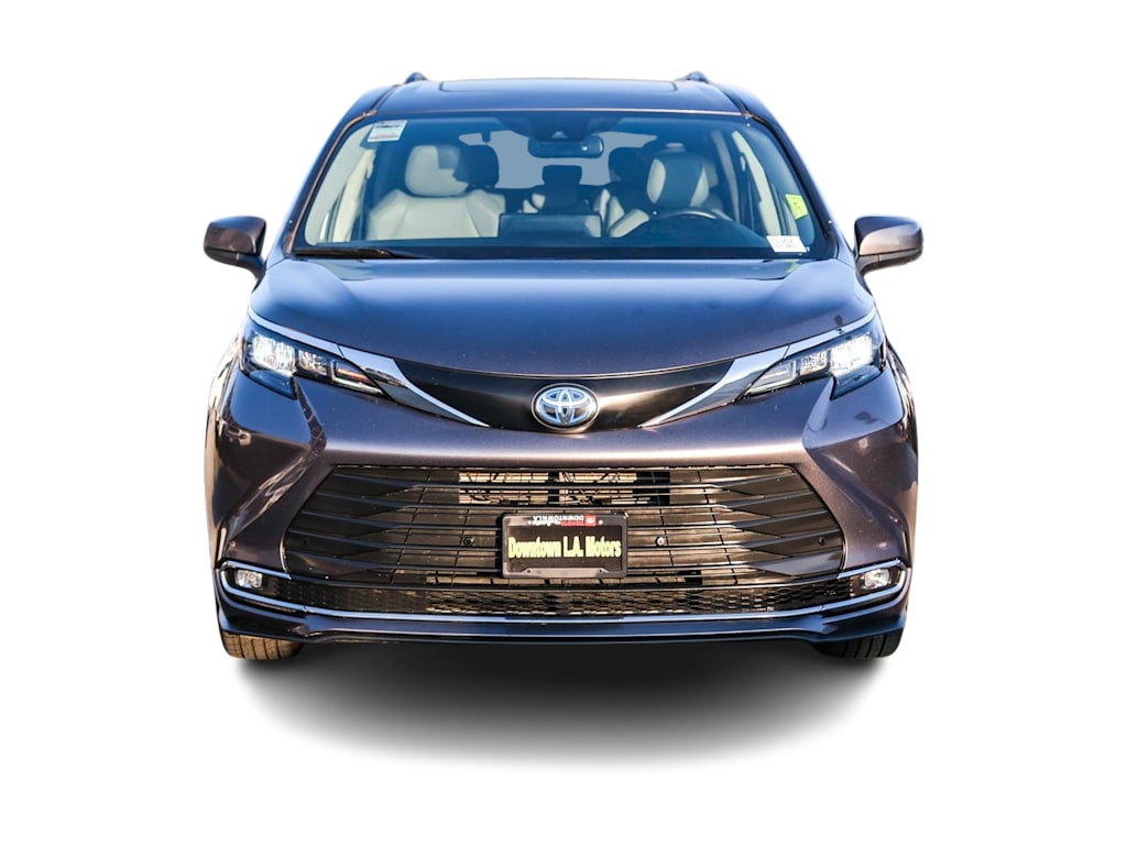 Thumbnail: 2024 Toyota Sienna - 6