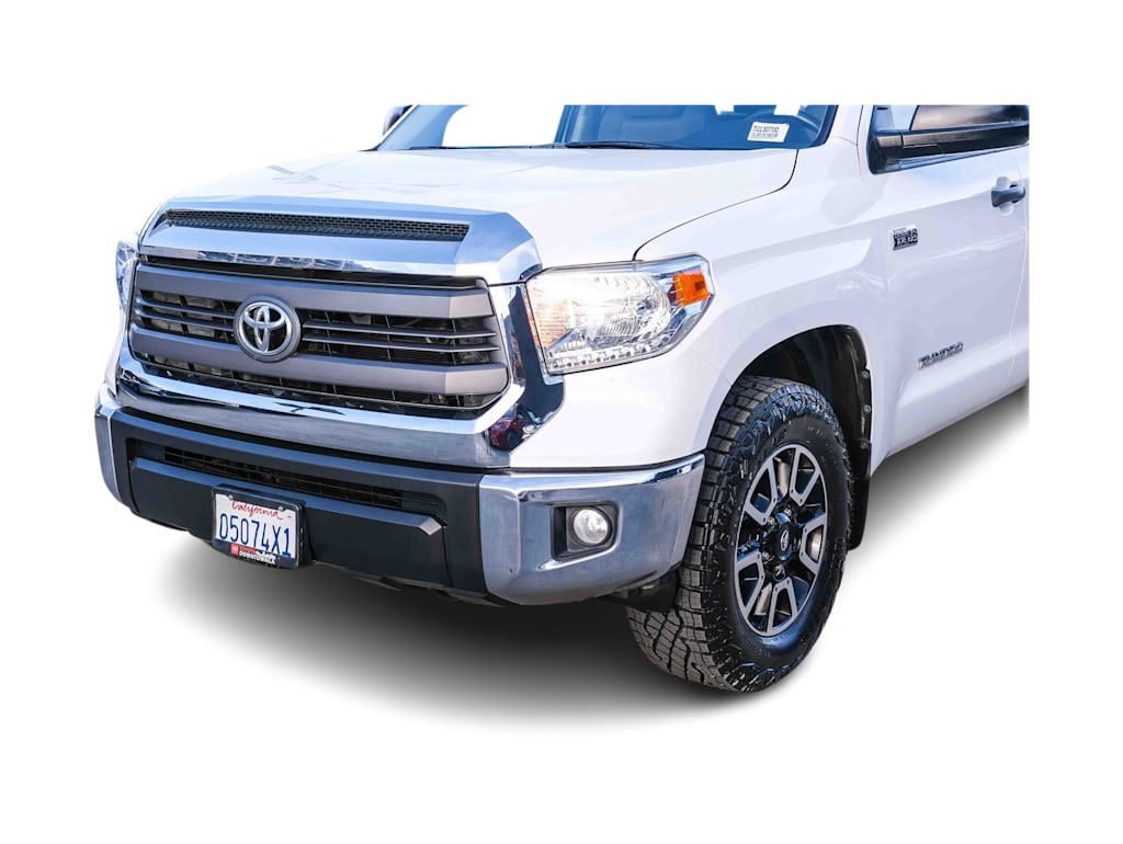 Thumbnail: 2015 Toyota Tundra - 22