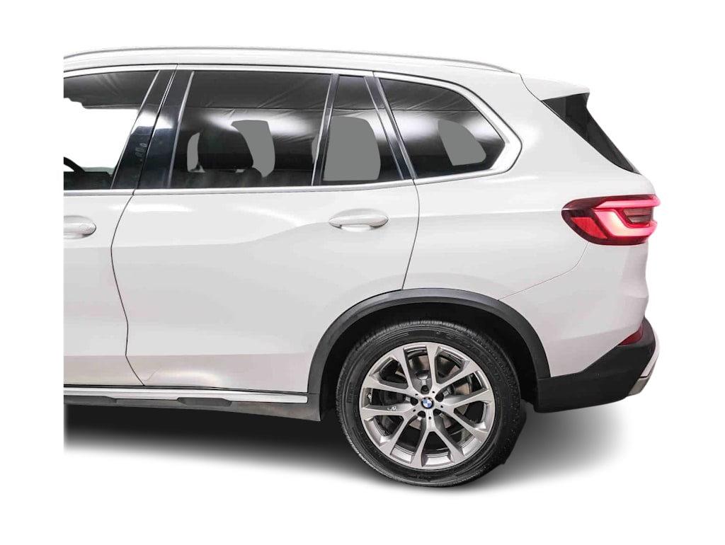 Thumbnail: 2021 BMW X5 - 3