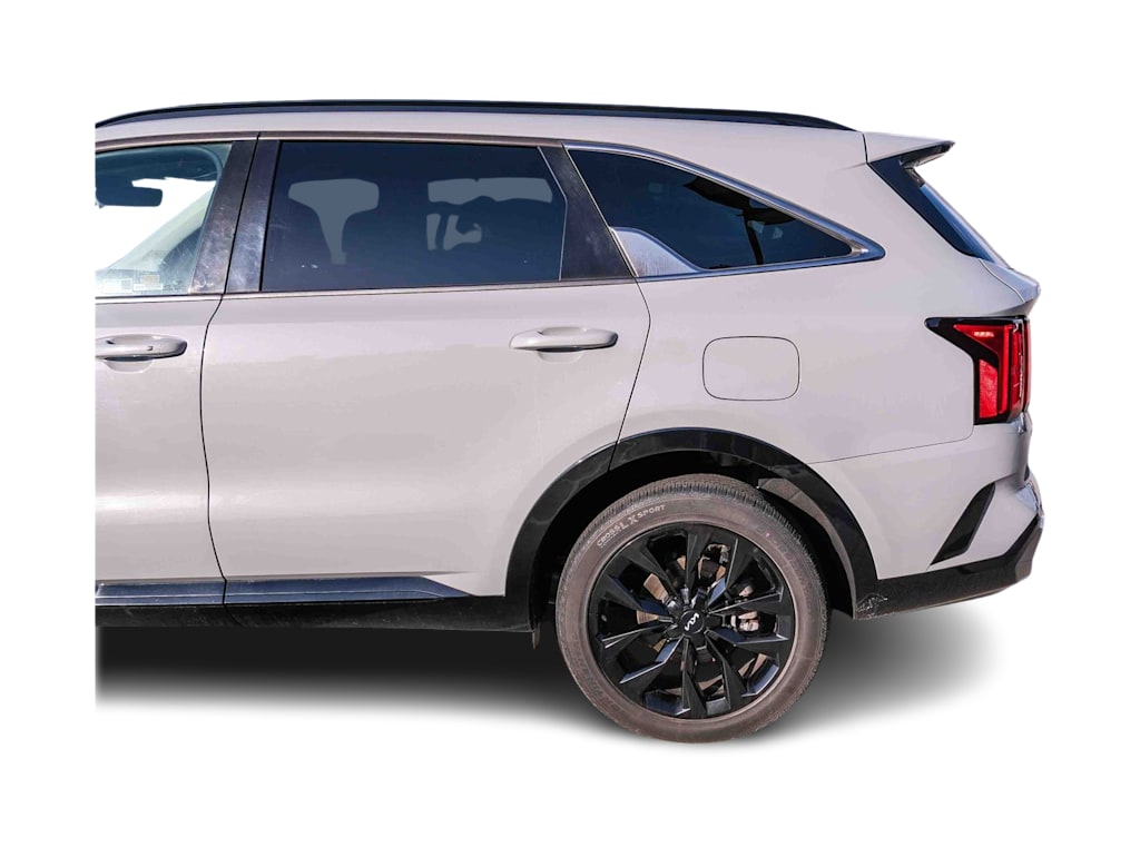 Thumbnail: 2023 Kia Sorento - 18