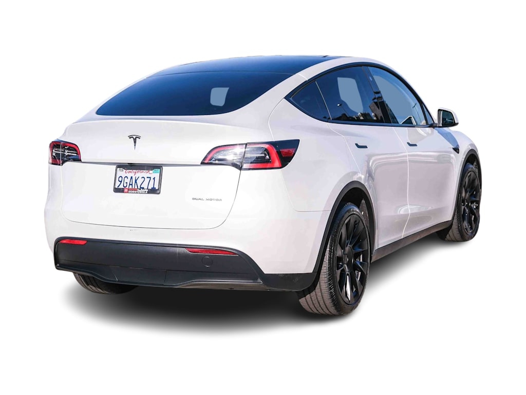 Thumbnail: 2023 Tesla Model Y - 16