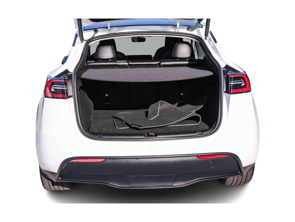 Thumbnail: 2023 Tesla Model Y - 14