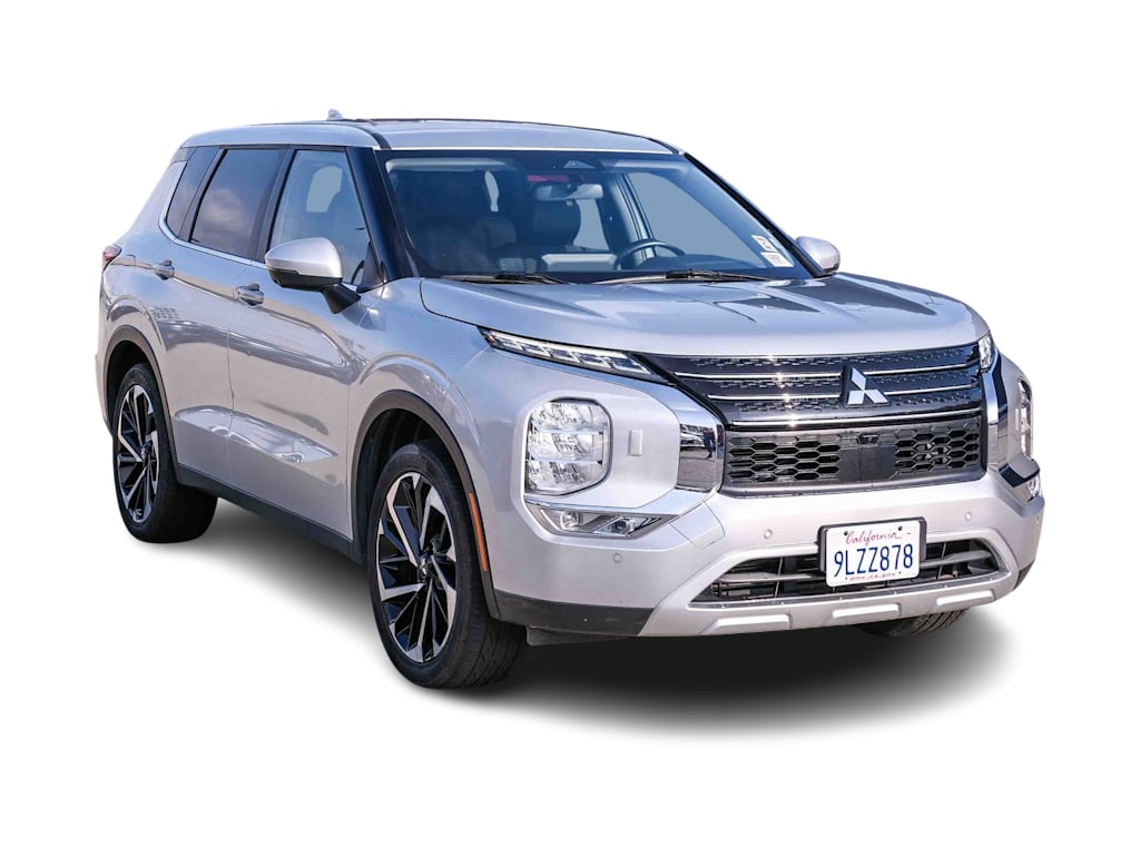 Thumbnail: 2024 Mitsubishi Outlander - 15