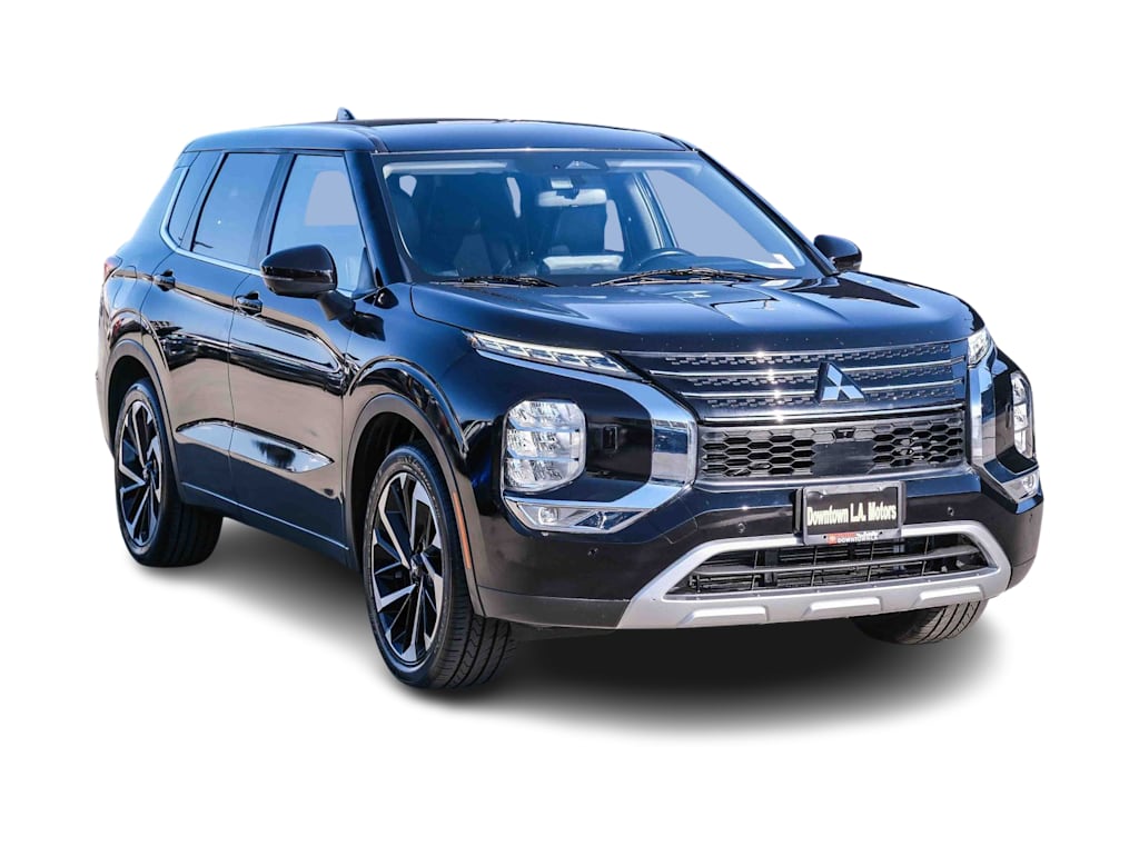 Thumbnail: 2024 Mitsubishi Outlander - 14