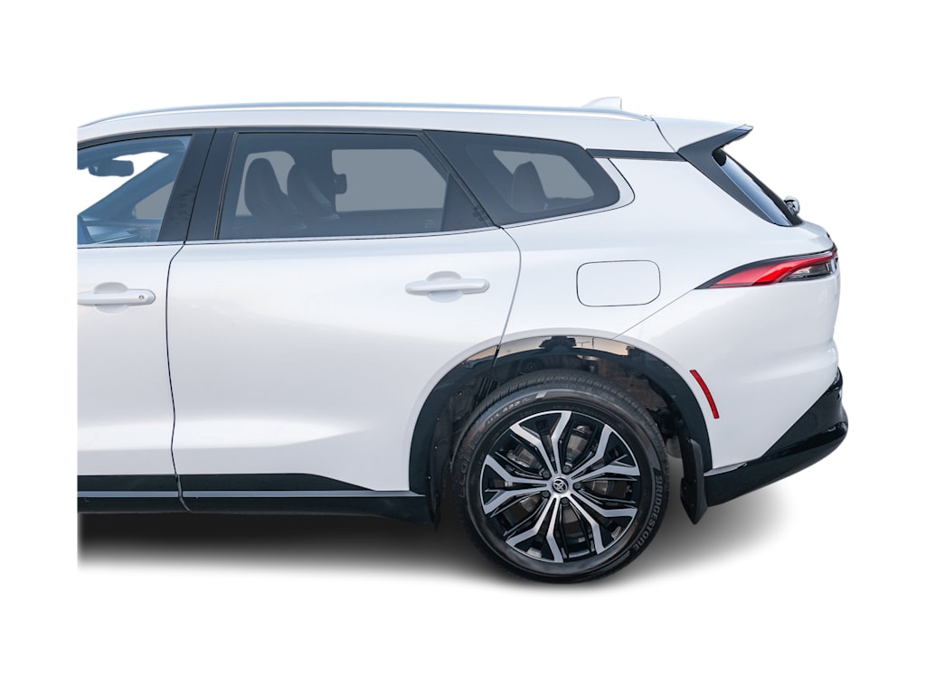 Thumbnail: 2025 Toyota Crown Signia - 3
