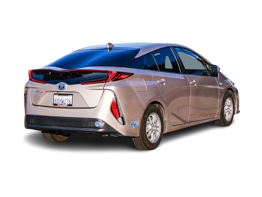 Thumbnail: 2022 Toyota Prius Prime - 17