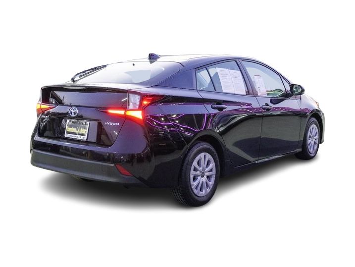 2021 Toyota Prius LE 16