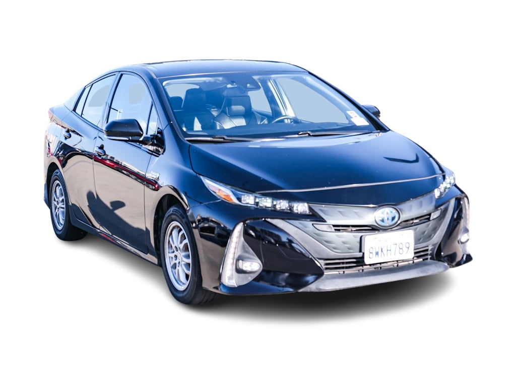 Thumbnail: 2020 Toyota Prius Prime - 16