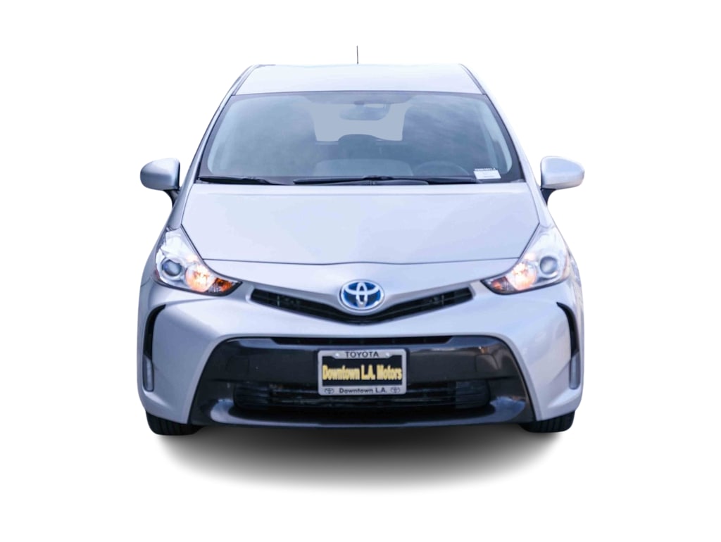 Thumbnail: 2015 Toyota Prius v - 16
