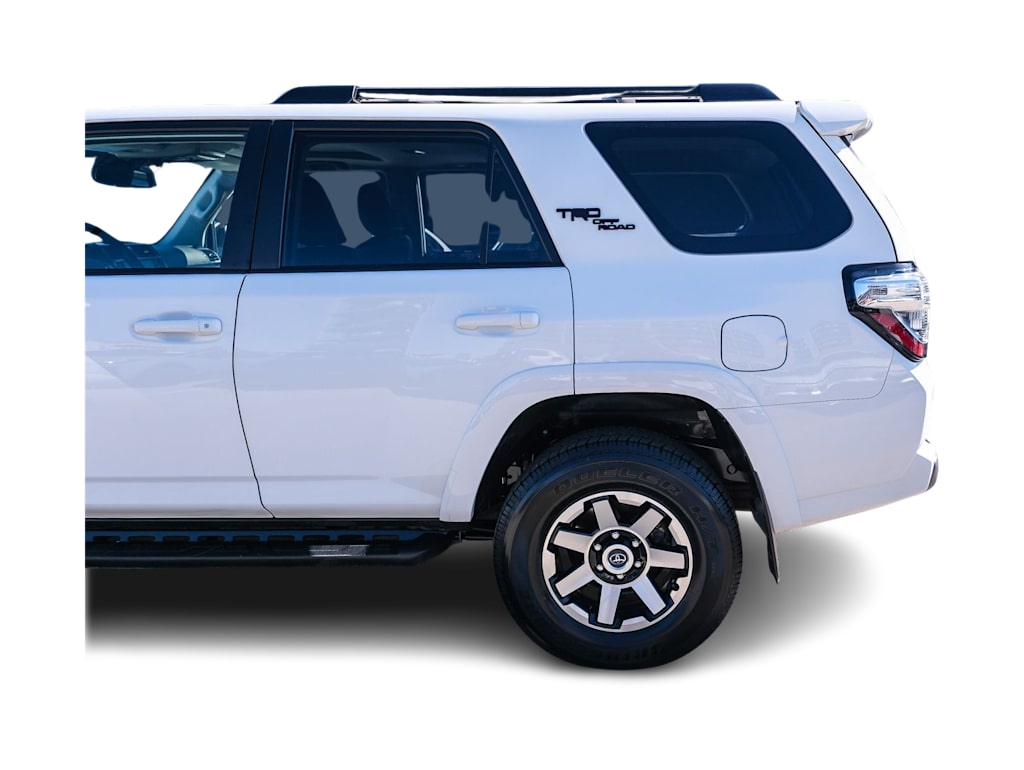 Thumbnail: 2023 Toyota 4Runner - 19